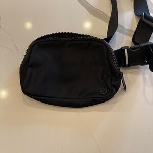 Lululemon crossbody